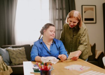 İstanbul’da Profesyonel Hasta ve Yaşlı Bakımı: Ev Konforunda Güvenli Hizmet